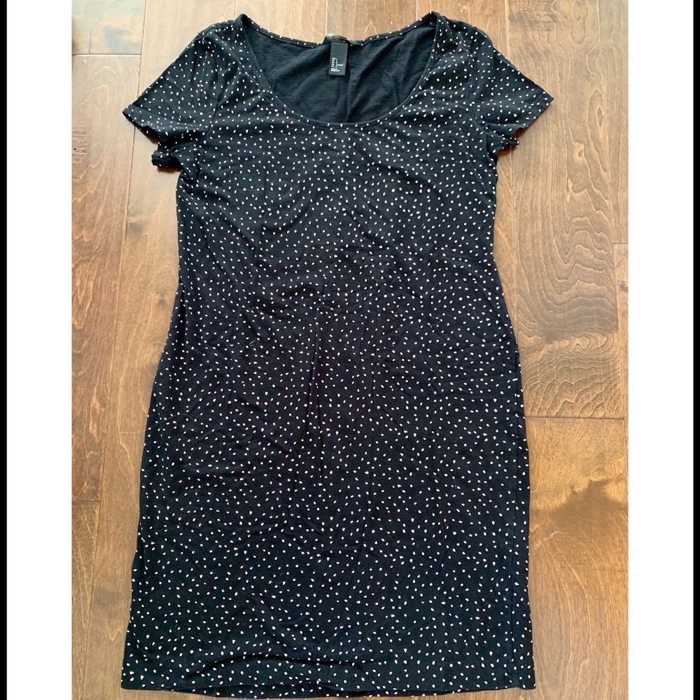 Back and white dotted dress
